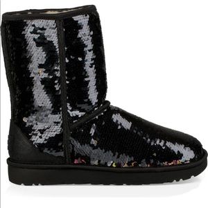 UGG Sequin Classic Short Boot -Black 8M
